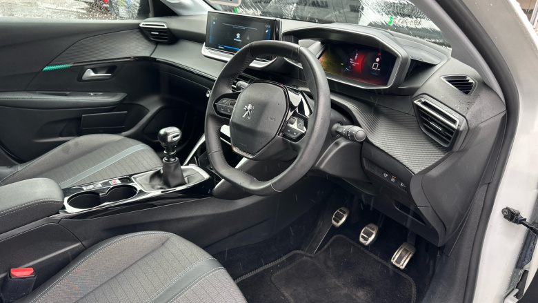 Peugeot 208 1.2 PureTech 100 Allure Premium + 5dr Petrol Hatchback